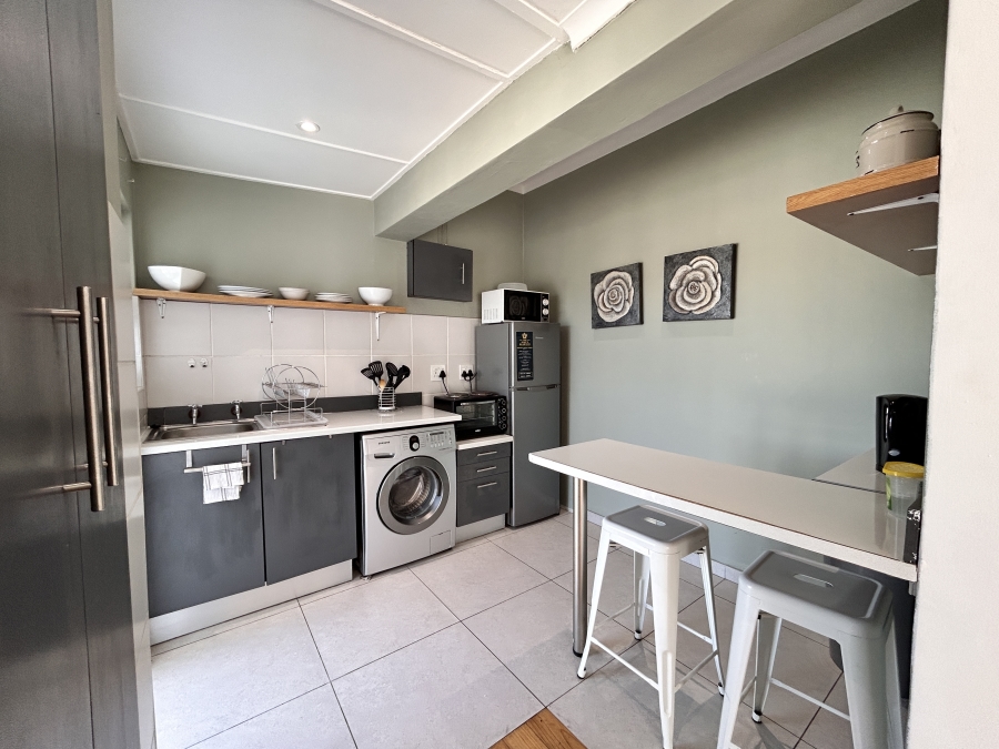 To Let 1 Bedroom Property for Rent in Vincent Eastern Cape